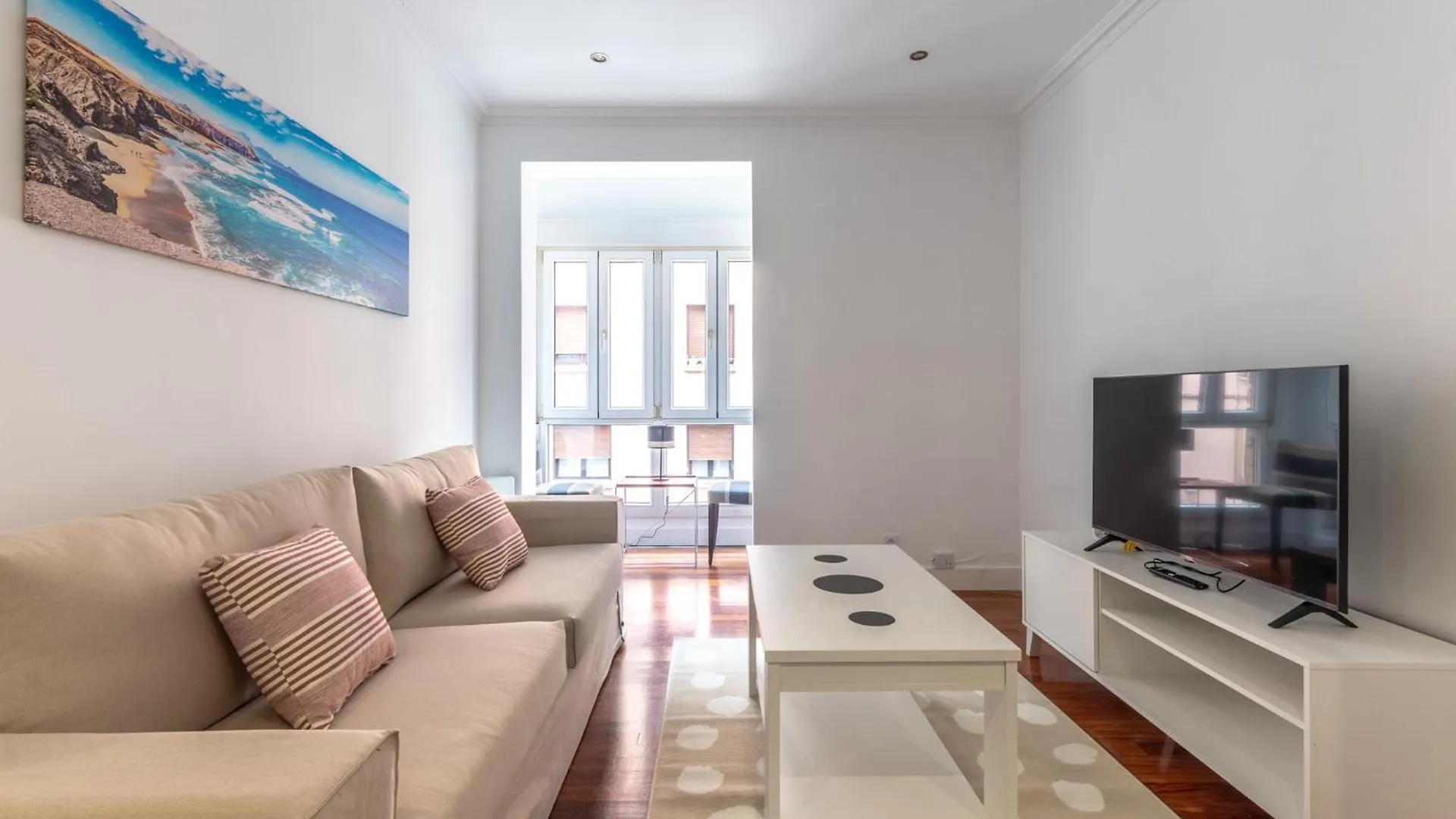 Apartment Olatu By People Rentals Santurtzi
