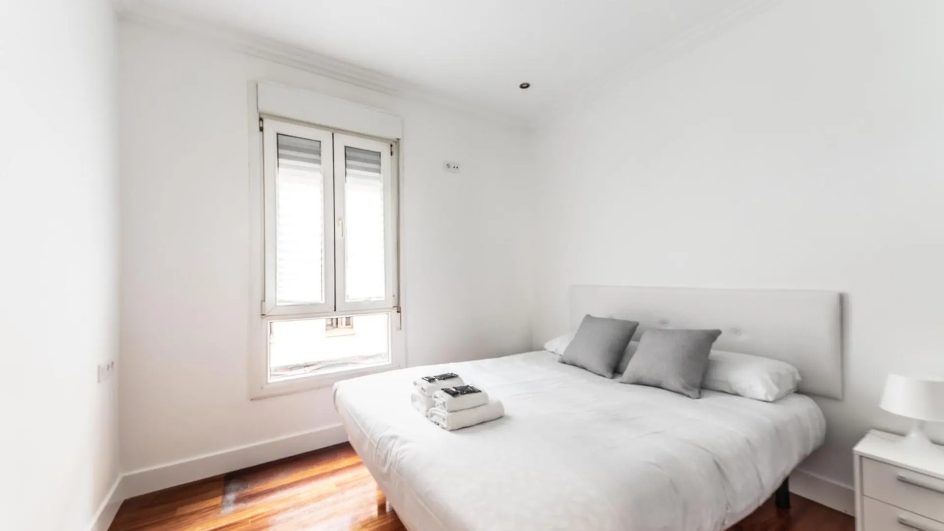 Olatu By People Rentals Santurtzi 0*,  Spain