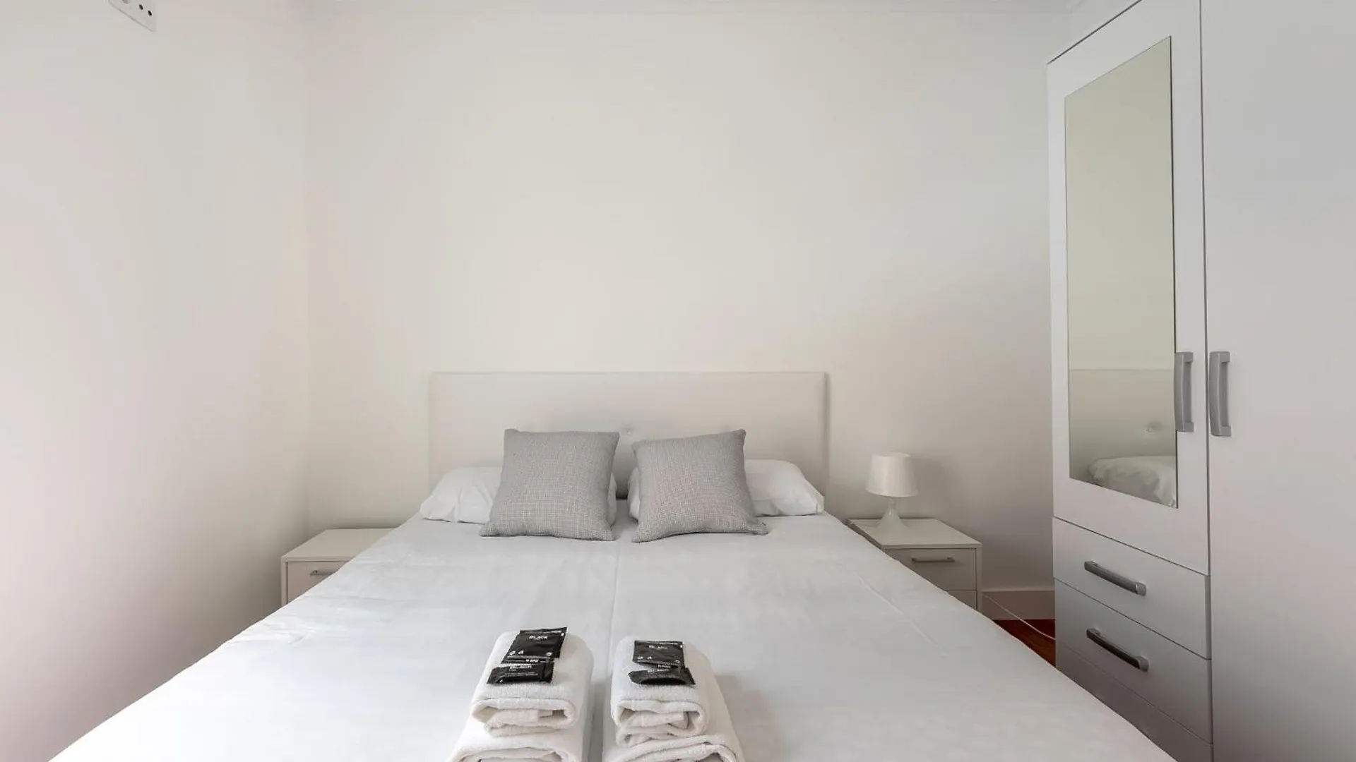Olatu By People Rentals Santurtzi Spain
